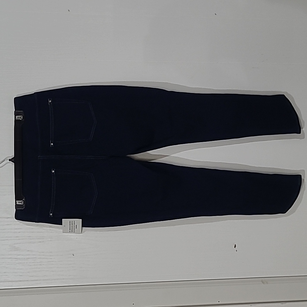 Belle By Kim Gravel Flexibelle Dark Wash Pull-on Jeans With Curved Hem Size 10 - Picture 6 of 11